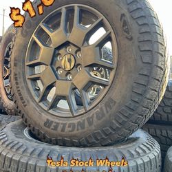 Cypertruck stock wheels