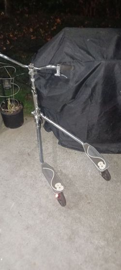 Trikke 8 tri-pod scooter all ages