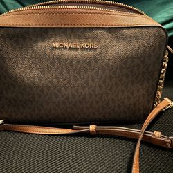 MK Crossbody