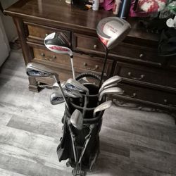 Golf Clubs 