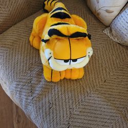 Garfield Stuffed Animal Vintage 1980s