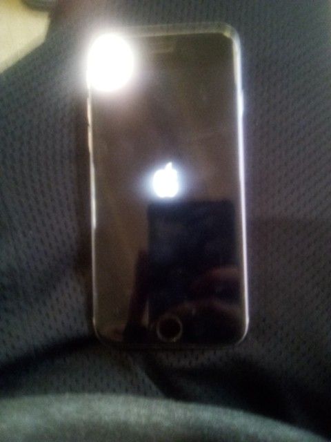 Iphone 6 S iCloud Locked