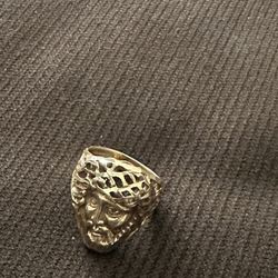 10 Kt Gold Jesus Ring 