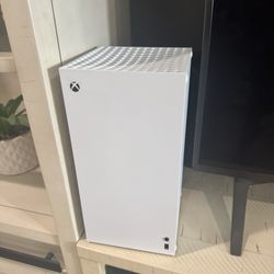 Xbox Series X  With Elite 2 Controller 