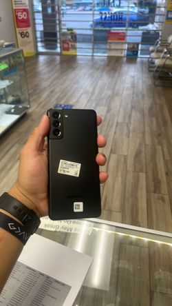 Samsung S21+ 128 GB 5G Unlocked (has a black dot at corner)