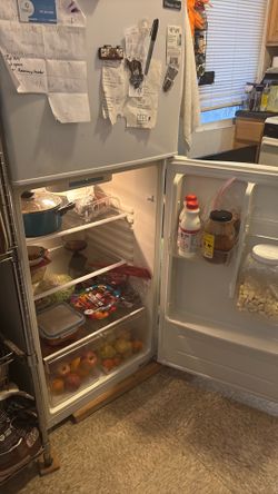 Magic Chef  Refrigerator