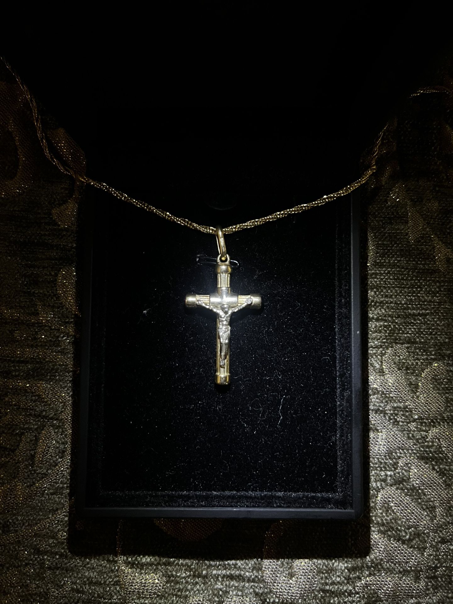 14K Solid Gold Cross Pendant With Chain