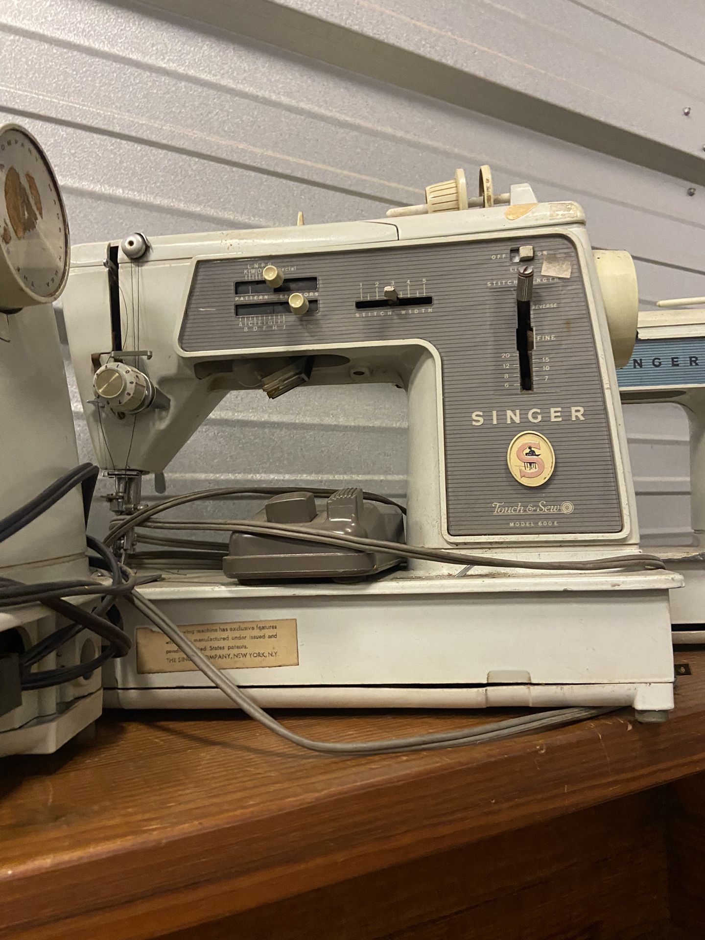 Singer Sewing Machines 