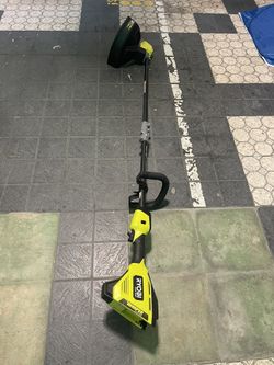 RYOBI 40V HP Brushless Whisper Series 17 in. Cordless Battery Carbon Fiber Shaft String Trimmer (Tool-Only)