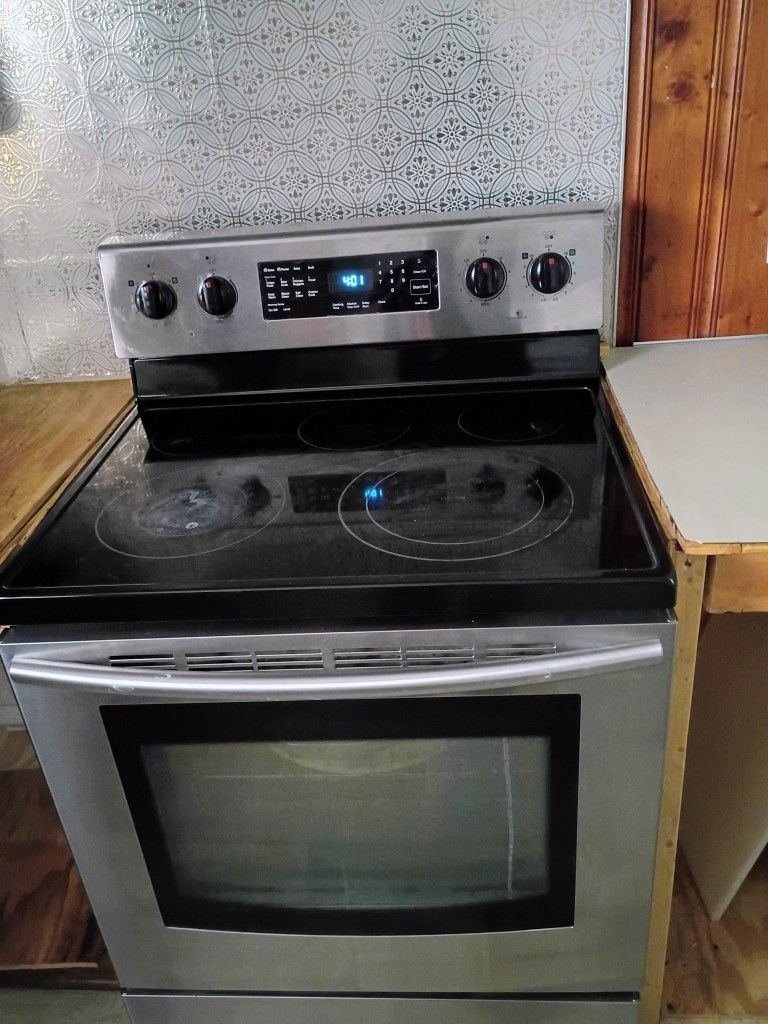 Kitchen Stove