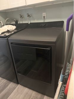 $650-LG 7.3 cu. ft. Electric Dryer