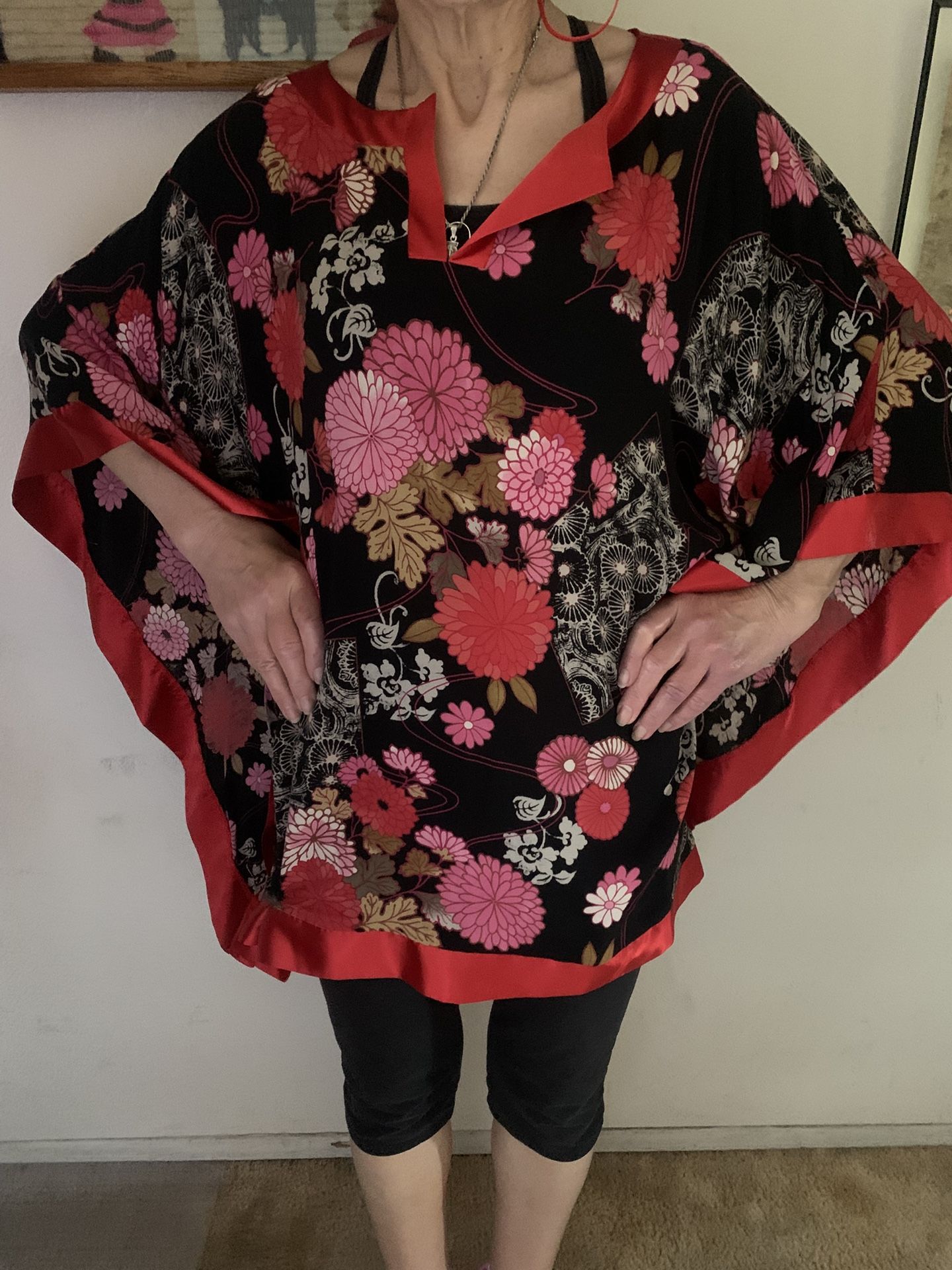 Poncho, Perfect For Raves