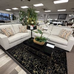2 Pc Sofa And Loveseat 