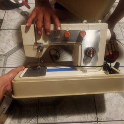 Mongomery Ward Sewing Machine 