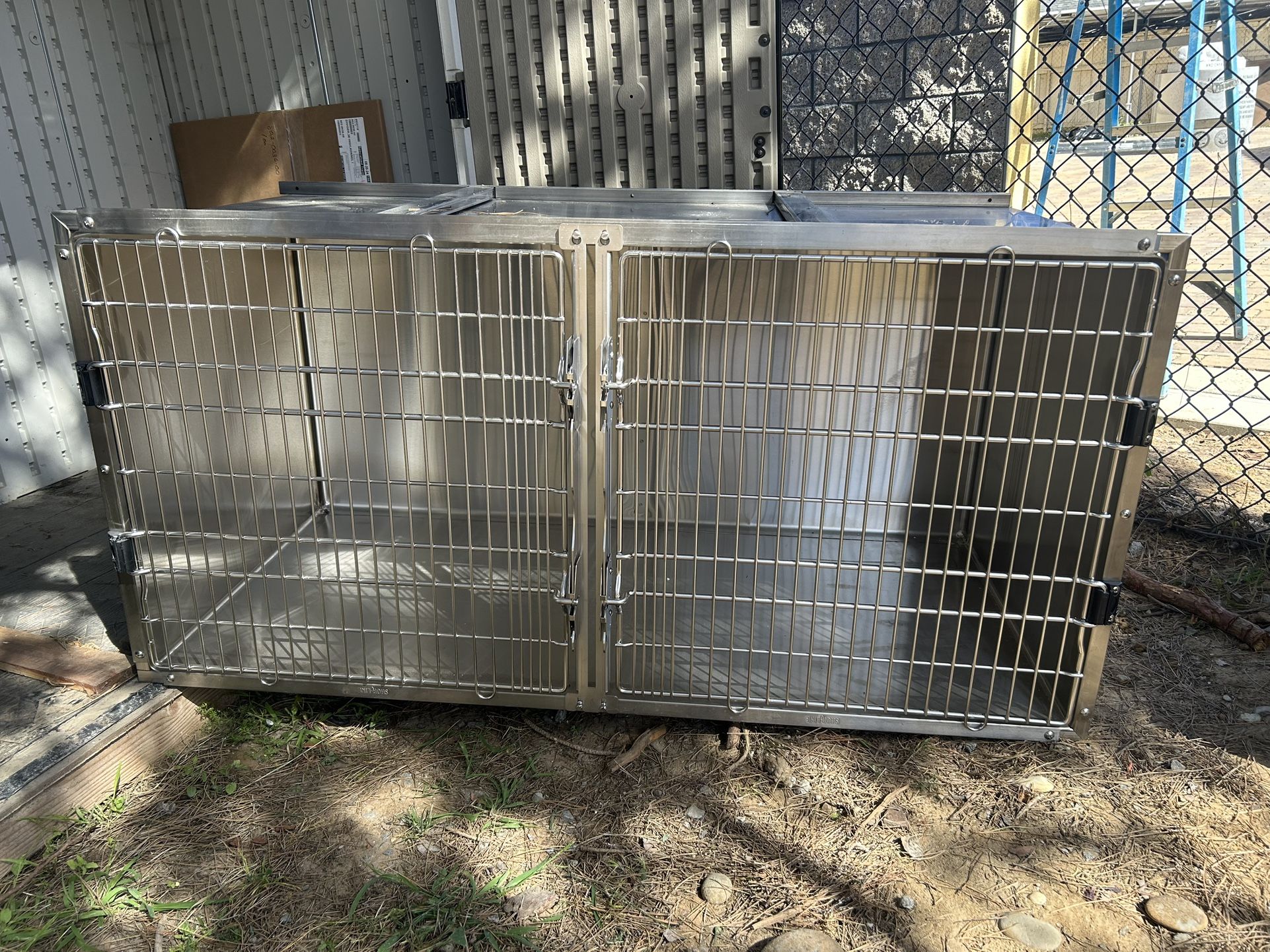 Veterinary Dog/Cat Kennel