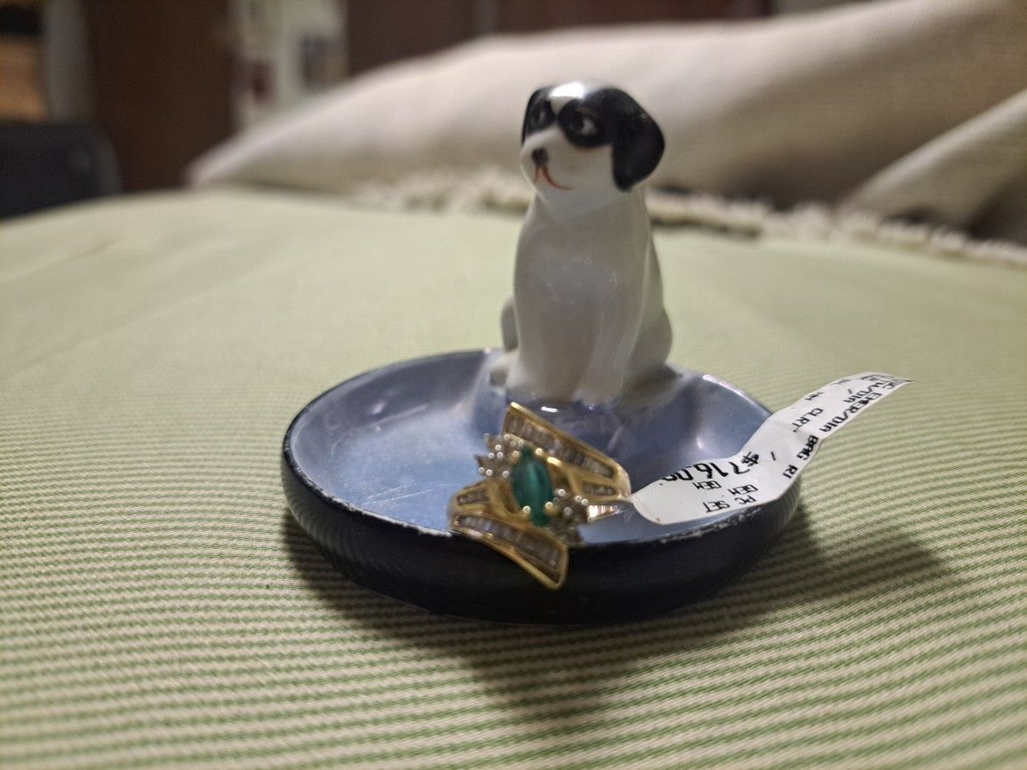 Emerald/with Diamond 💎 Baguettes Gold RING 