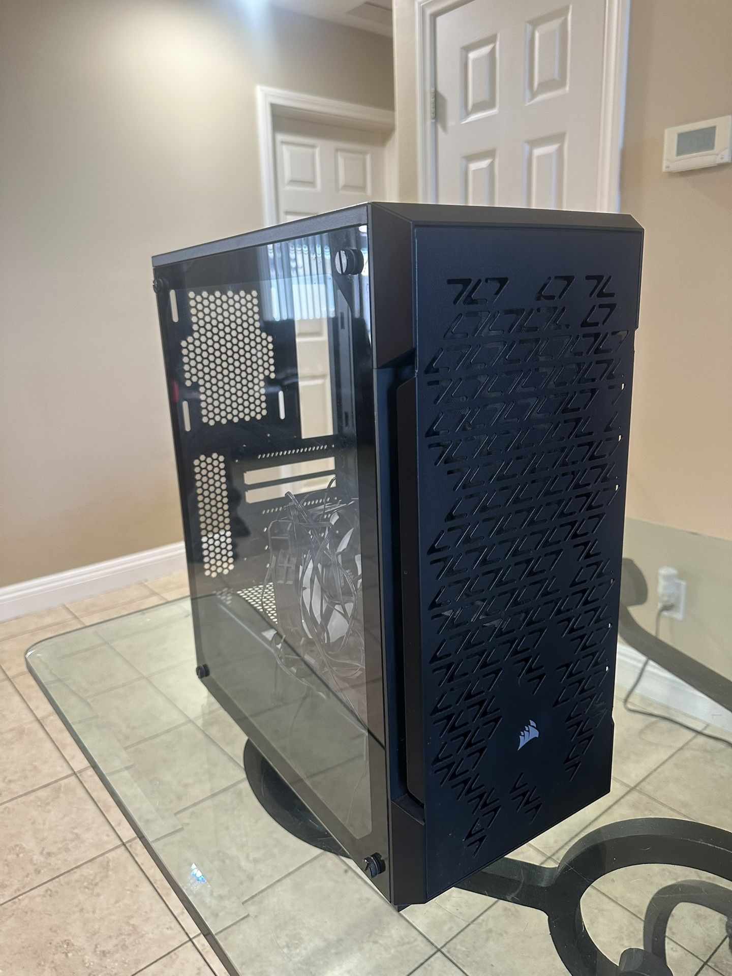 Corsair iCUE 220T RGB Airflow Tempered Glass Mid-Tower Smart Case - Black