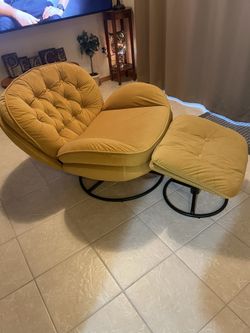Mustard Colored swivel visor