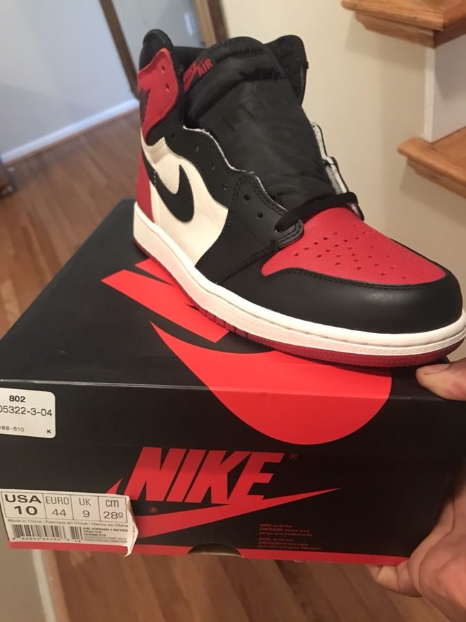 Size 10 Air Jordan retro bred toe