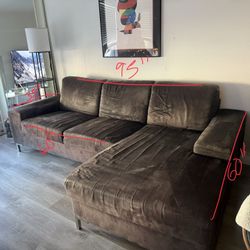 Dania Sectional Sofa