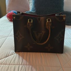 Onthego  Mm Purse 