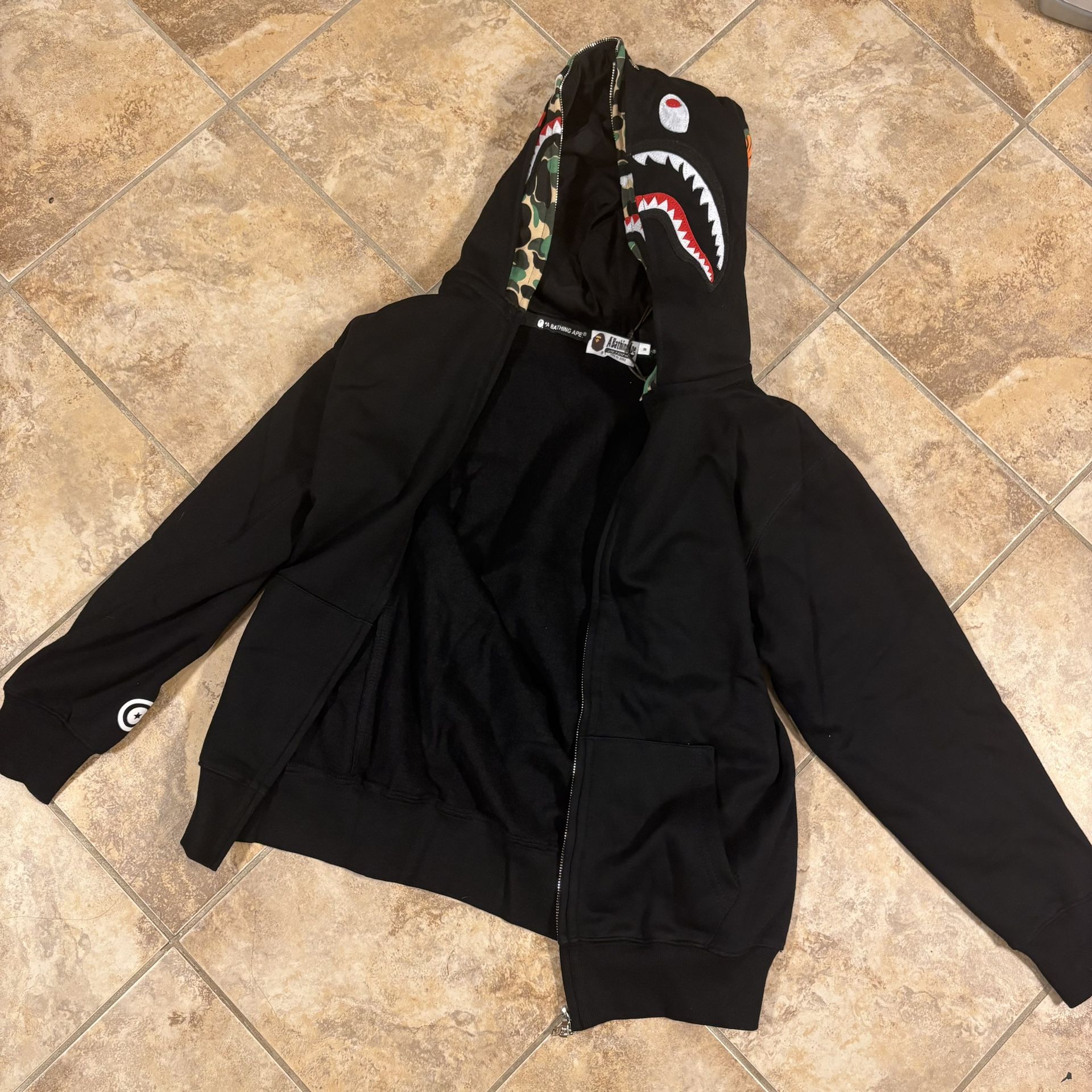 Bape Hoodie Size M