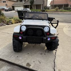 Kids Electric Jeep