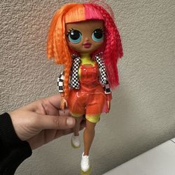 L.O.L. Doll Neonlicious RARE