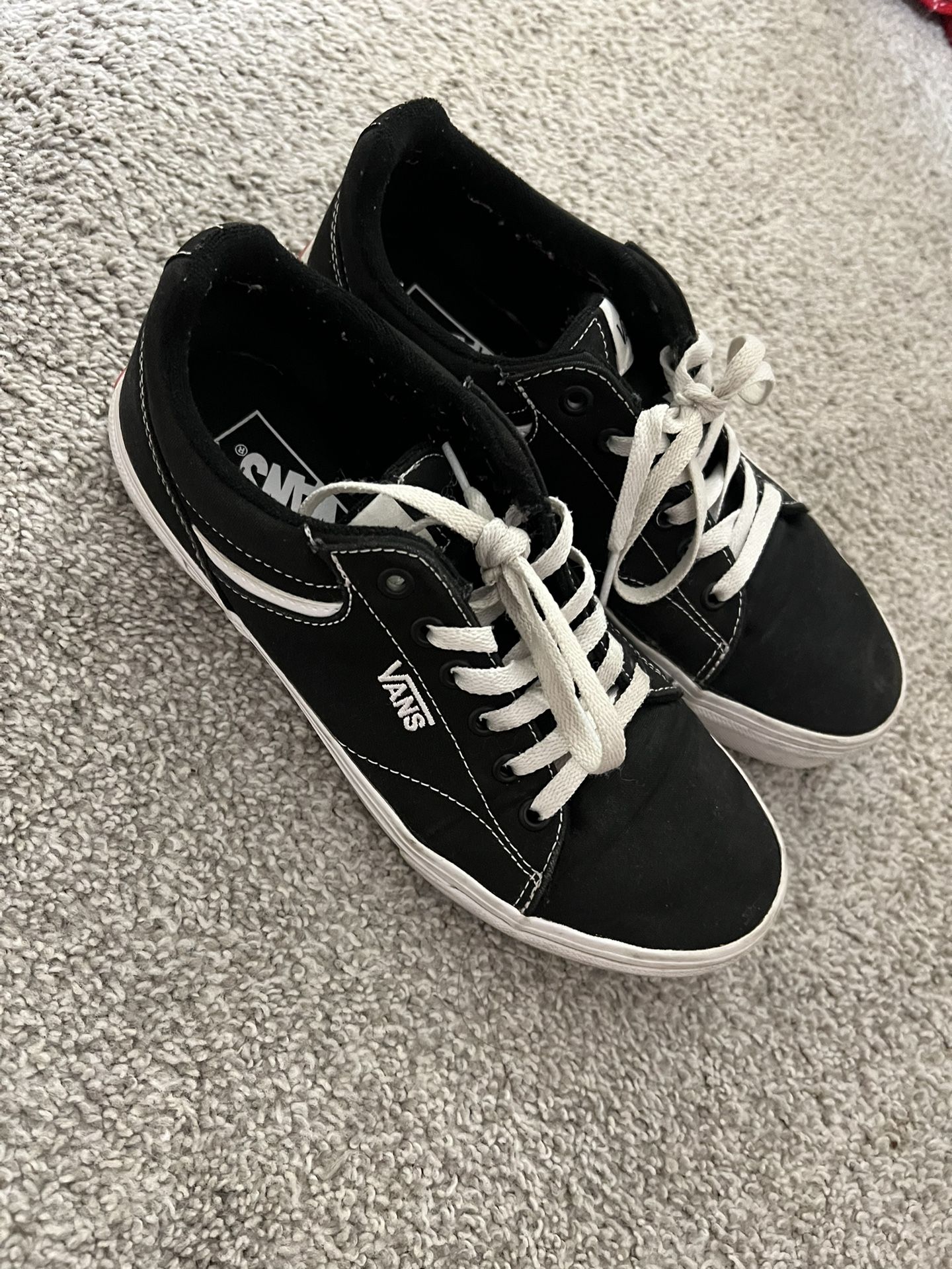 Women’s Vans 8.5