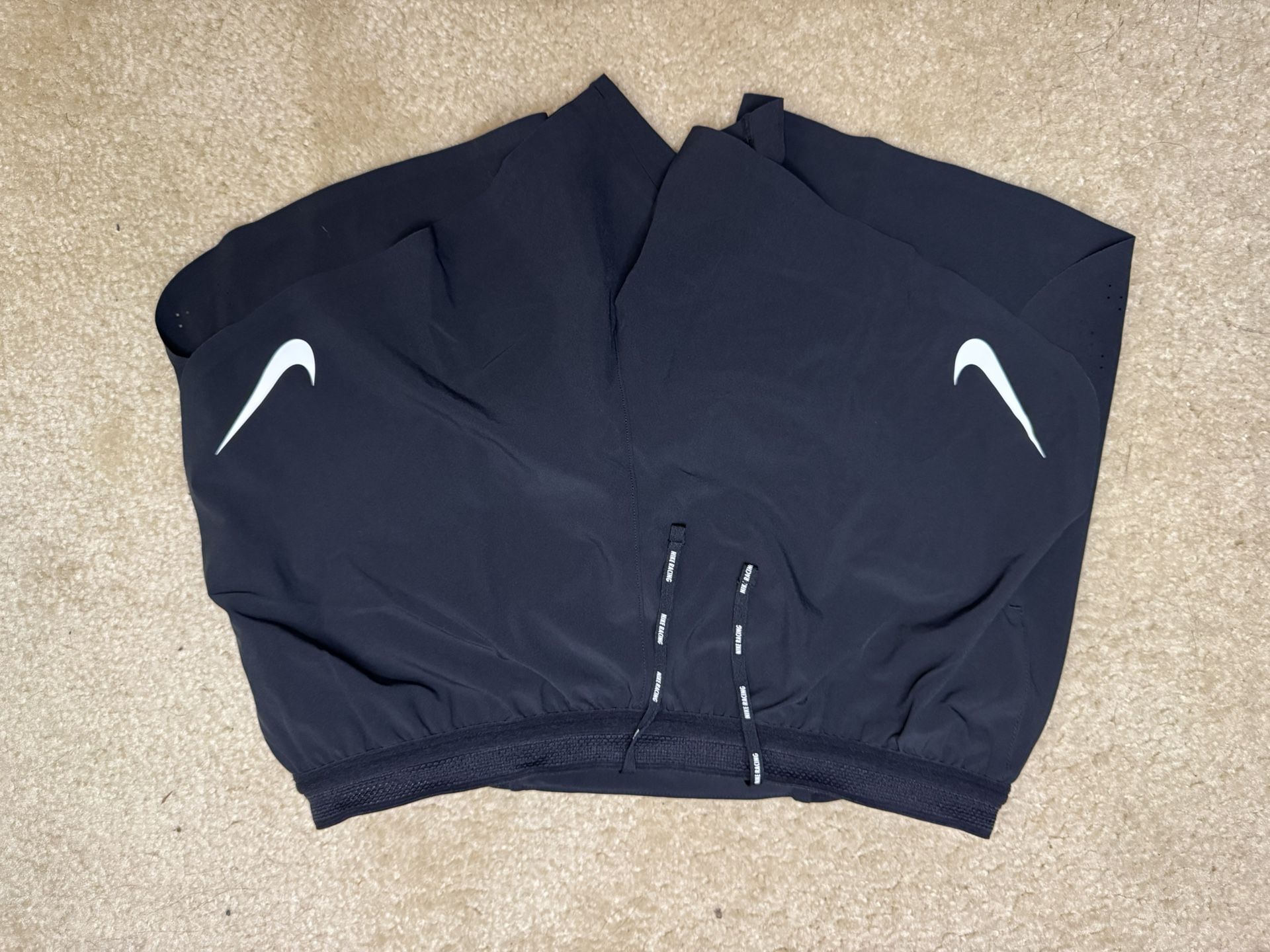 Medium Nike DRI-Fit ADV
