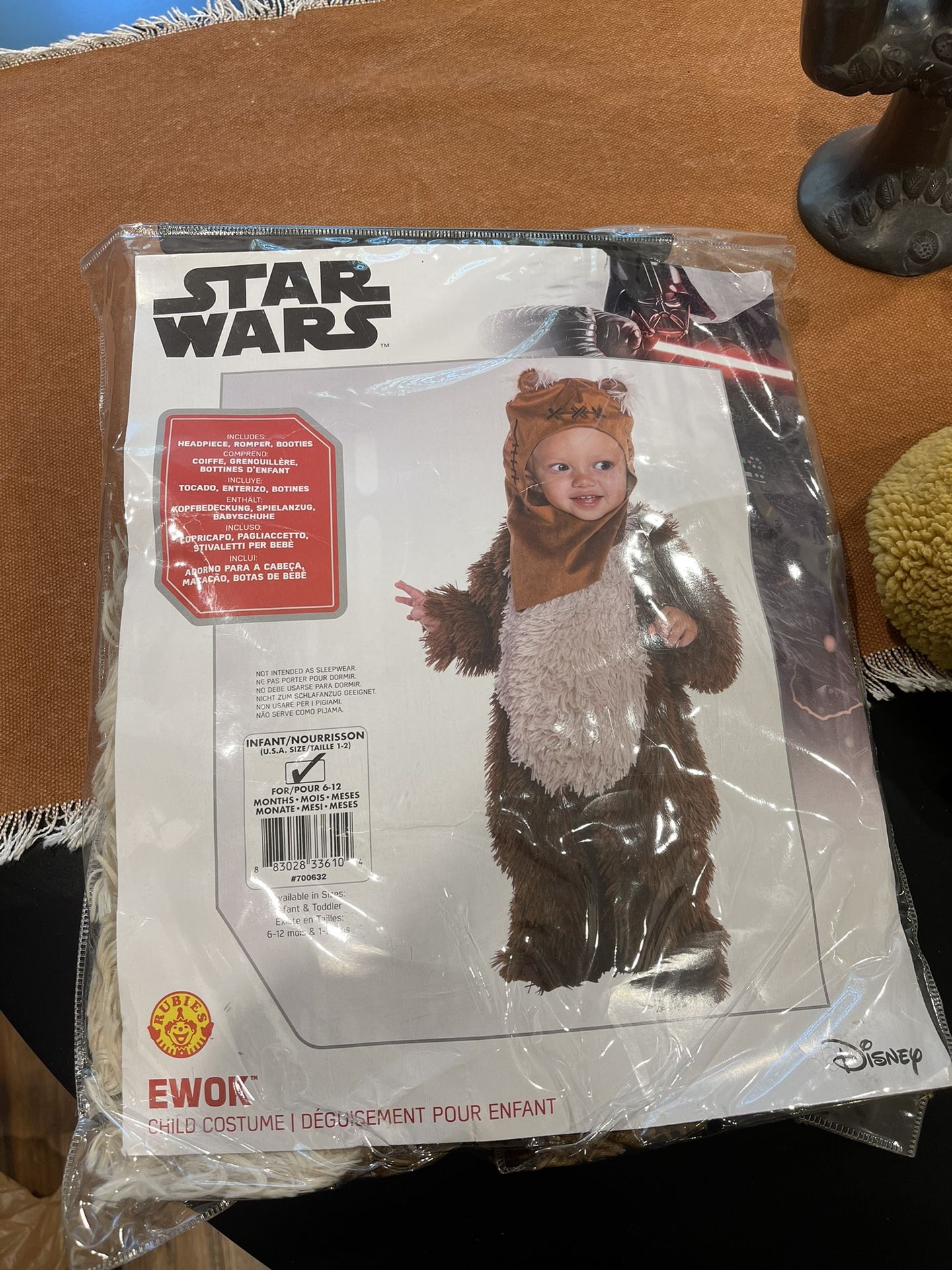 HALLOWEEN COSTUME