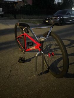 Throne 29er red crush