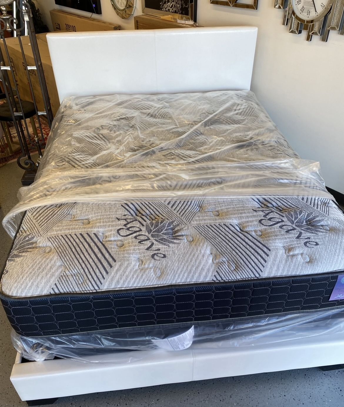 Furniture Mattress Boxspring Bedframe Bunkbed Chest Dresser Mirror Nightstand