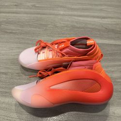 Adidas James Harden Vol. 8 PE Men's Size 9 Unreleased Rare Drew League  Only sz9 on eBay going for $500