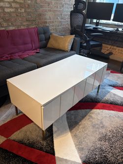 Modern White Gloss Coffee Table with Hidden Storage