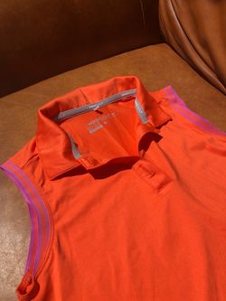 Nike Girls sz sm, golf shirt