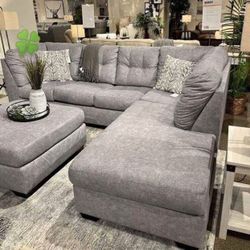 Light Gray Casual Comfy Couch/Sectional With Laf Sectional🌟 Showroom Available 🏠 
