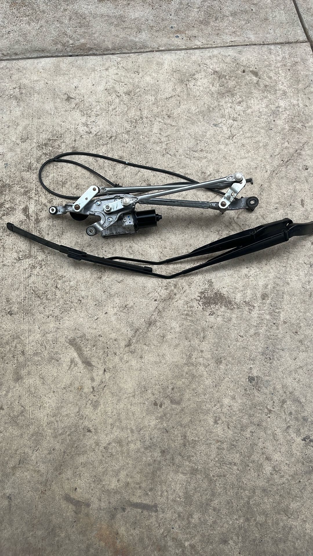 Windshield Wiper Motor