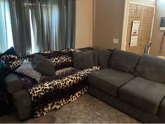 Sectional couch