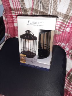 Brand New In Orig Packaging Fusion Wax Warmer 