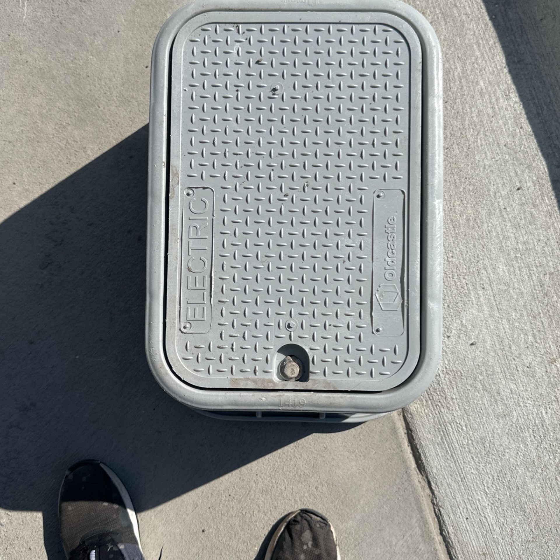 Electric J Box Garden