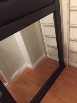Dresser mirror