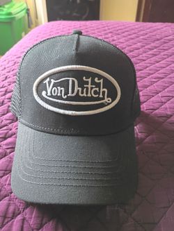 Von Dutch hat