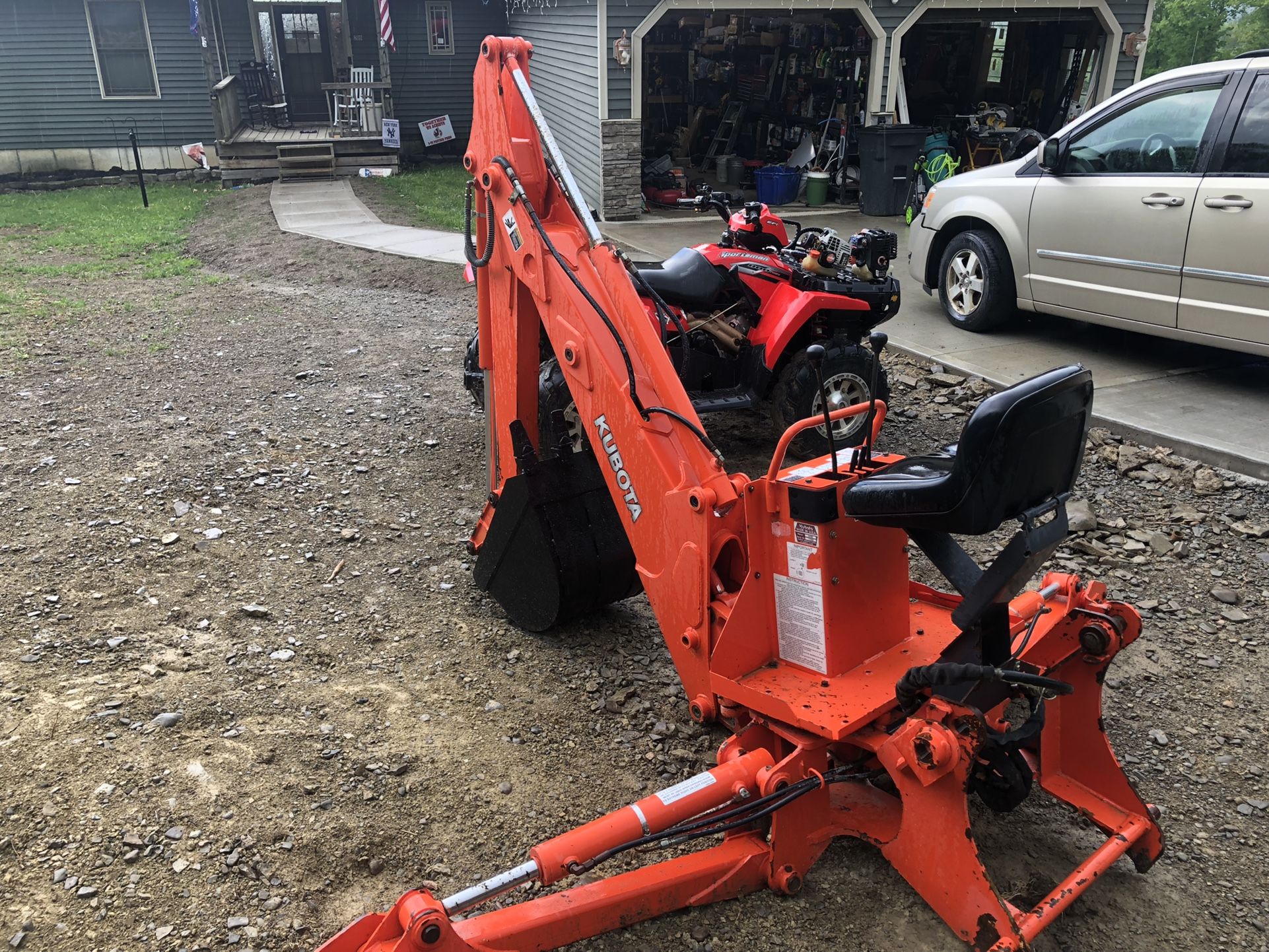 GENUINE KUBOTA BH90 BACKHOE ATTACHMENT ONLY 3500 READ WHOLE AD for