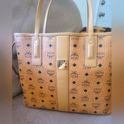 Authentic MCM Bag VISETTO REVERSIBLE WITH pouch