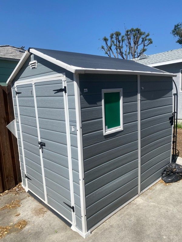 Storage Shell for Sale in Los Angeles, CA - OfferUp