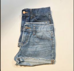 Old Navy Girl's shorts 2 pc. Bundles size: 12