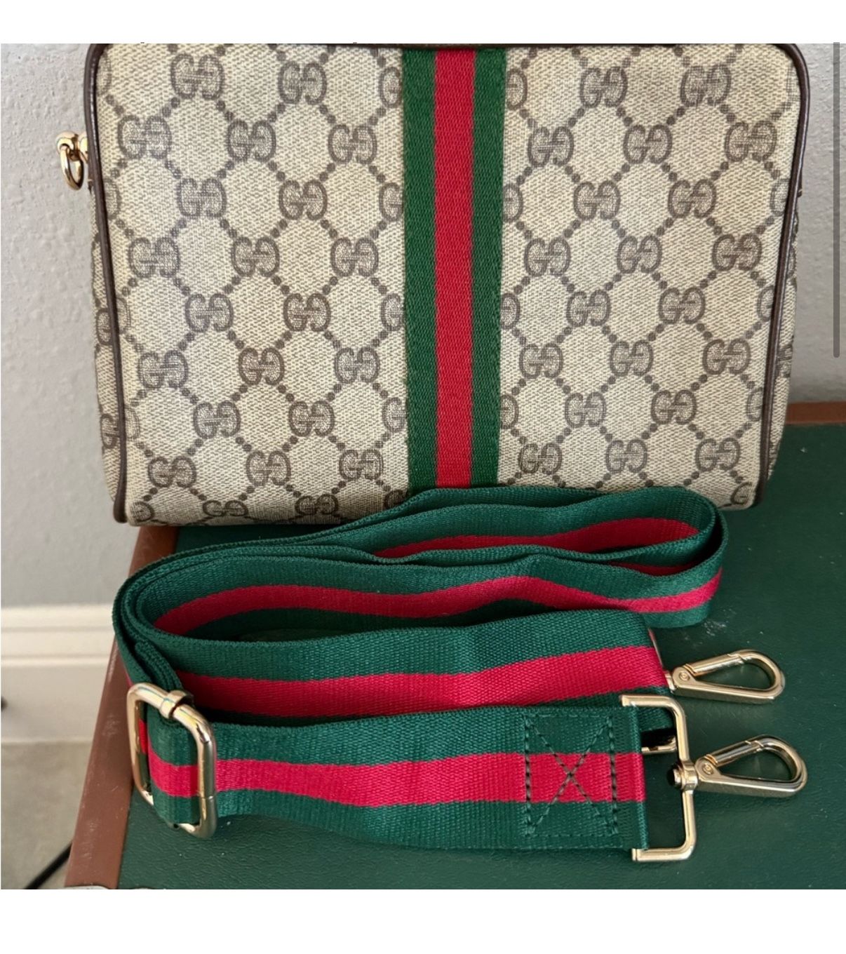Gucci Vintage Bag GG Plus Clutch Authentic