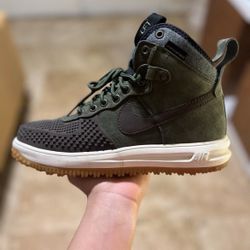 Nike Lunar Force Men boots 