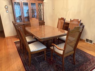 Elegant Dining Room set